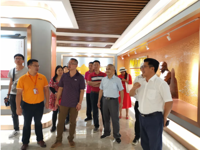 省内旅游业界专家组莅临衍生健康医药产业园调研